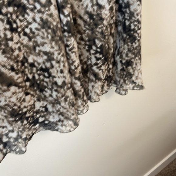 🌸Spense mid calf length skirt with elastic waistband - Picture 5 of 11